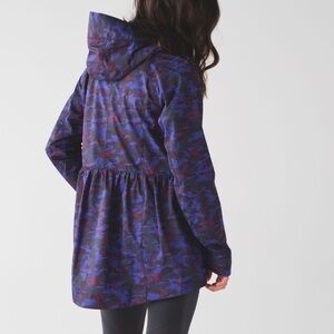 Lululemon Rain For Daze Jacket II
Hounds Camo Emperor Blue Black